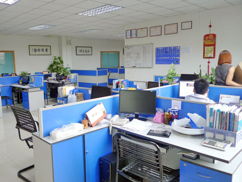 办公室-东莞吹塑制品厂